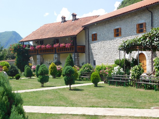 Kltern budova a zahrada