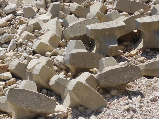 Rozhzen betonov bloky