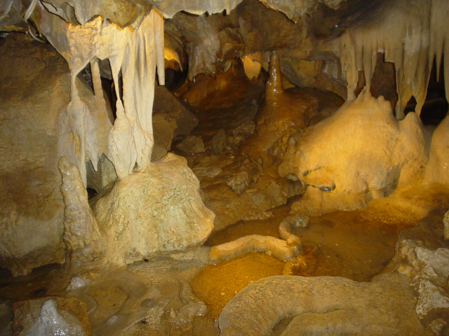 Na pomez Cave
