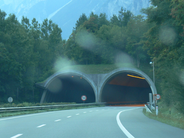 Tunnel Mtz-Simmering (860 m)