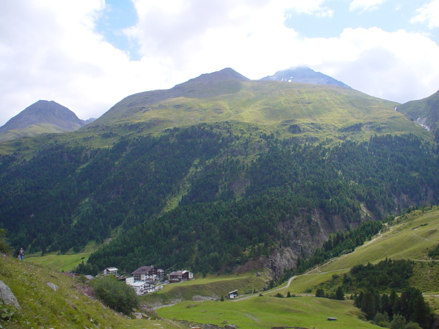 Groer Ramolkogel (33549 m)