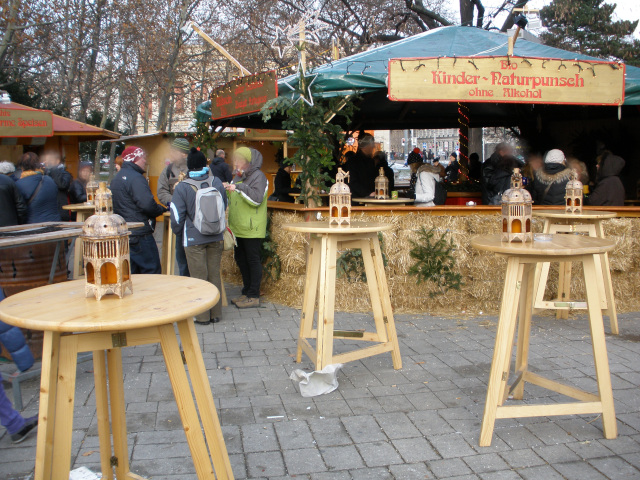 Vnon trh na Karlsplatz