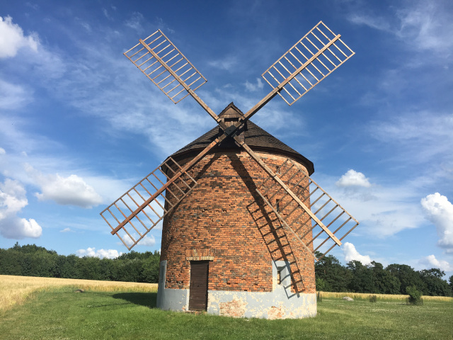 Windmill near Chvalkovice