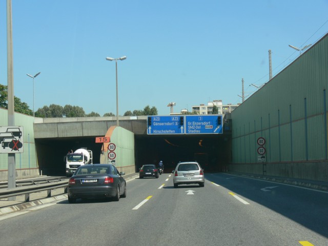 A23 před Tunel Stadlau