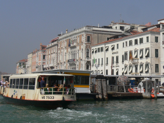 Zastávka vaporetta San Marco