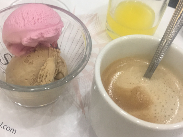 Zmrzlina a káva