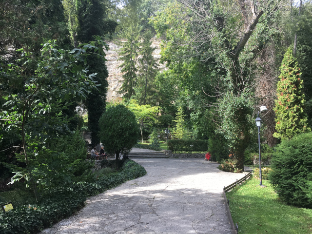 Park v areálu kláštera