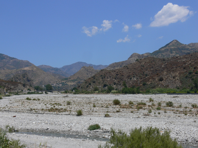 Amendolea a poho Aspromonte