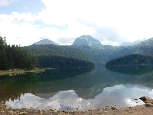 Černé jezero (1416 m)