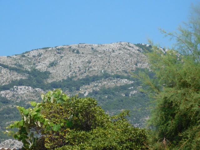 Pohoří nad zátokou Buljarica