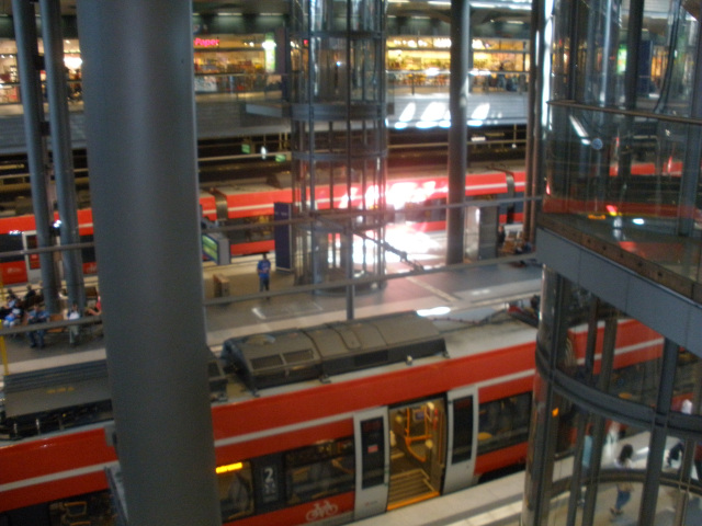 Berlin Hauptbahnhof - tief
