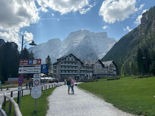 Hotel Lago di Braies