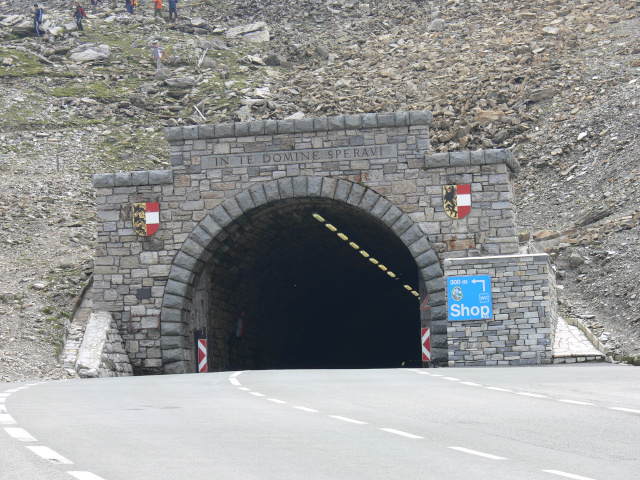 Hochtortunnel (302 m)