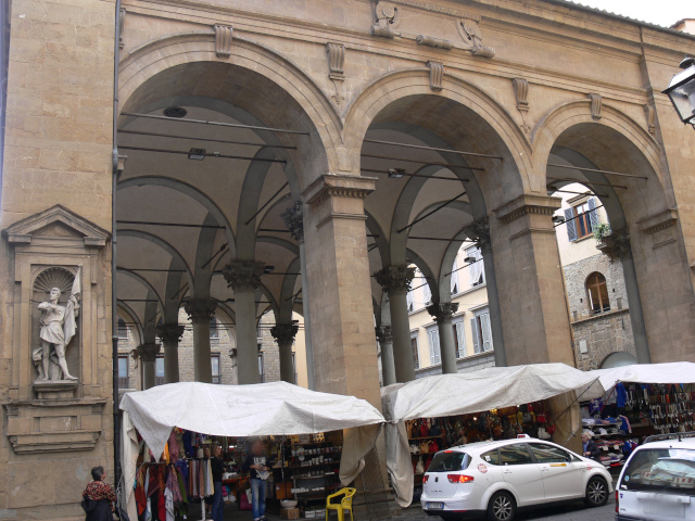 Loggia del Porcellino