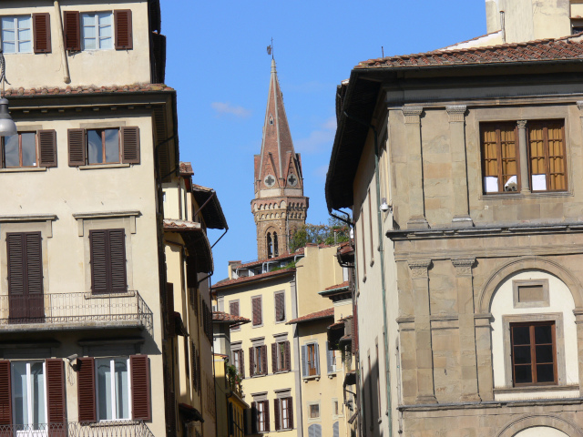 Badia Fiorentina z Piazza Santa Croce