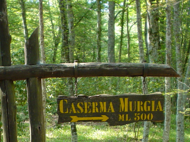 Odbočka k Caserma Murgia
