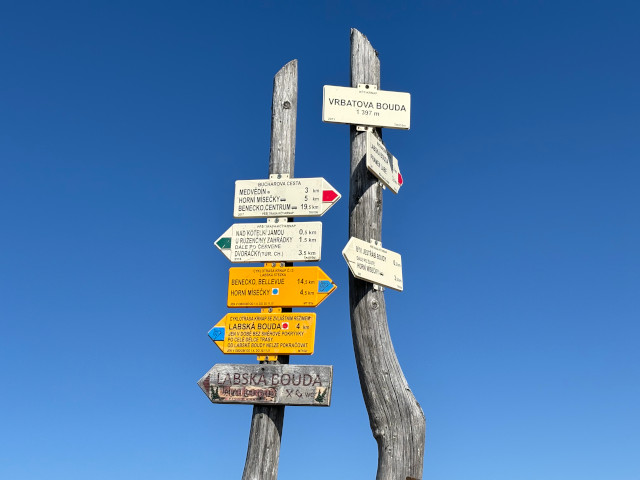 Rozcestnk Vrbatova bouda (1397 m)