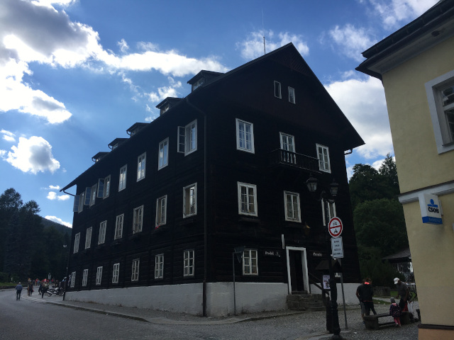 Lzesk dm Pradd