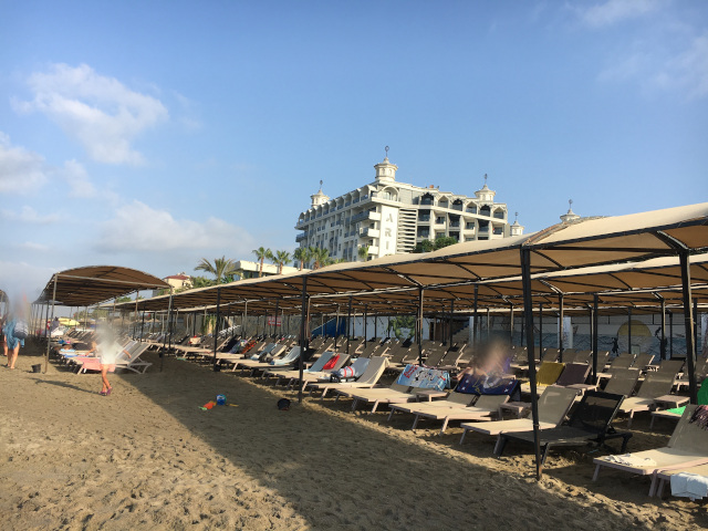 Plov servis hotelu Nox Inn Deluxe