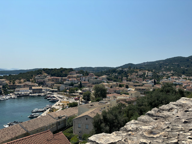 Vhled na Kassiopi