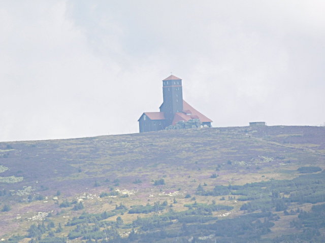 Bouda u Snnch jam (1490 m)