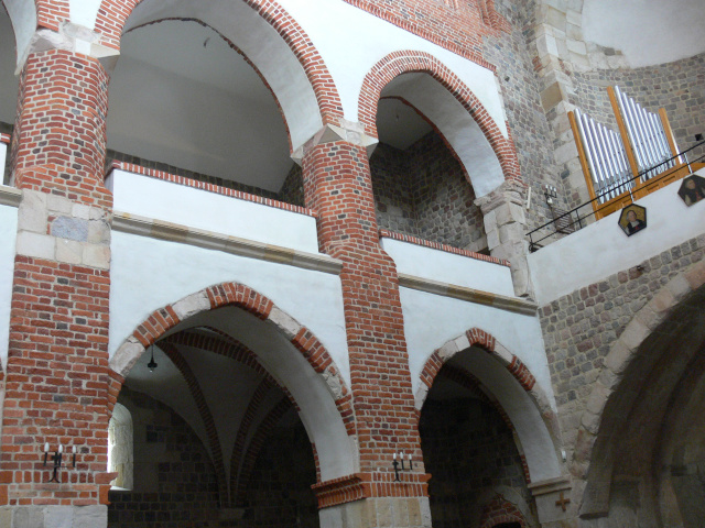 Interiér kostela