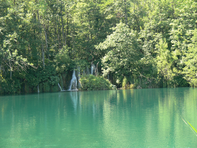 Vodopd z Okrugljak do Veliko jezero