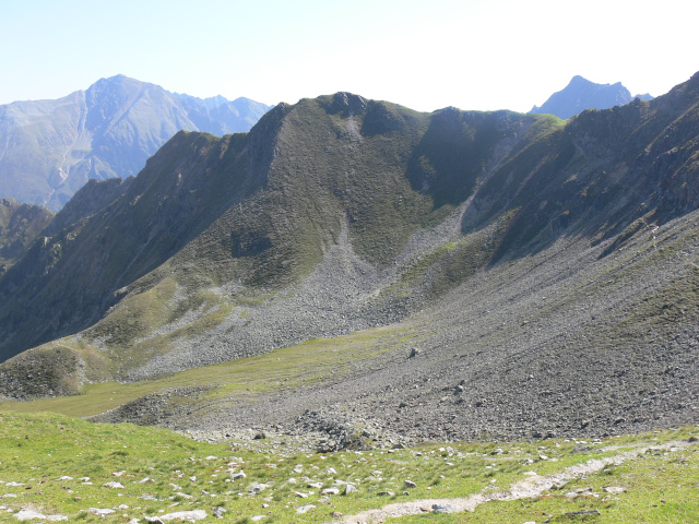 Vordere Karlesspitze (2574 m)