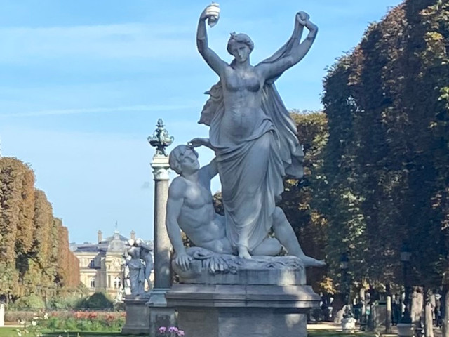 Statue L'Aurore