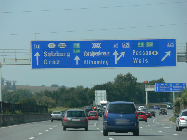 A1 ped sjezdem na A25 smr Passau