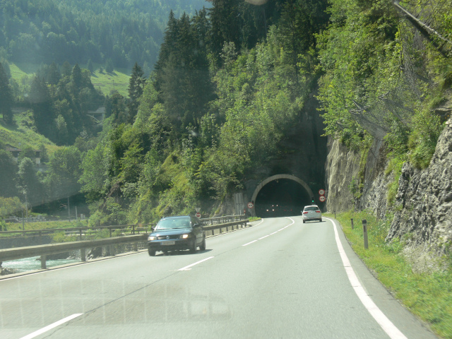 Mauth Tunnel (208 m)