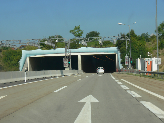 Ehrentalerberg Tunnel (3345 m)