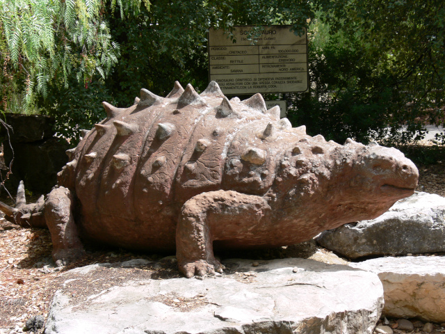 Euoplocephalus