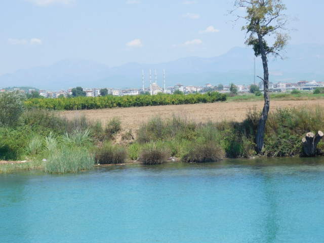 eka Manavgat a poho Taurus