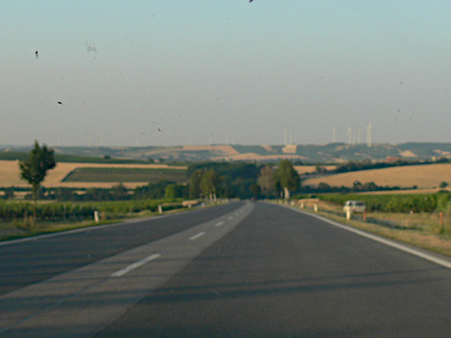 Silnice č. 7 před Poysdorfem