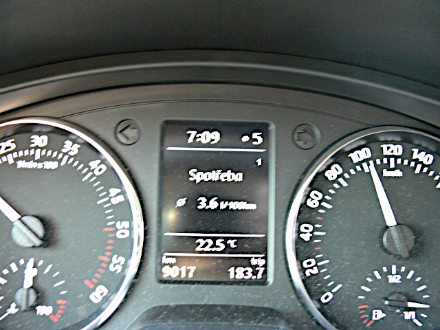 Čas 7:09 - km 183,7 - teplota 22,5 °C