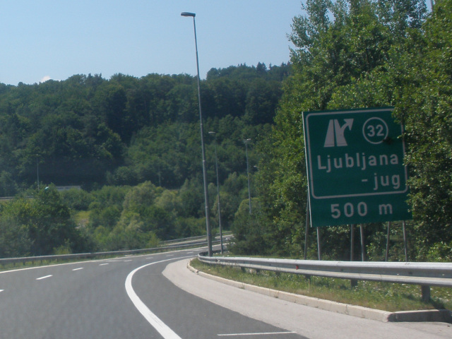 Před sjezdem Ljubljana-jug
