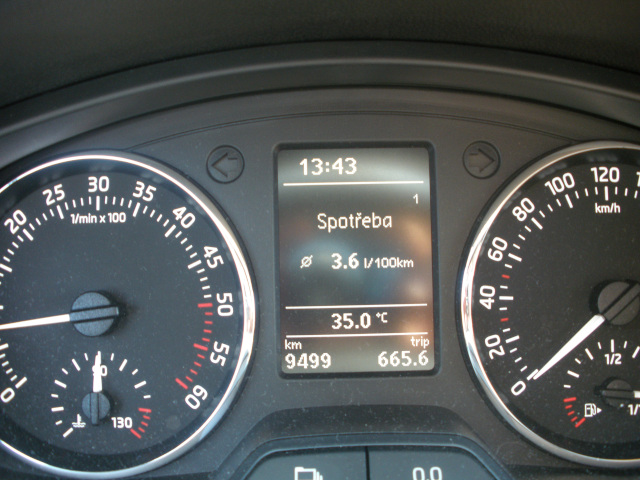 Čas 13:43 - km 665,6 - teplota 35,0 °C