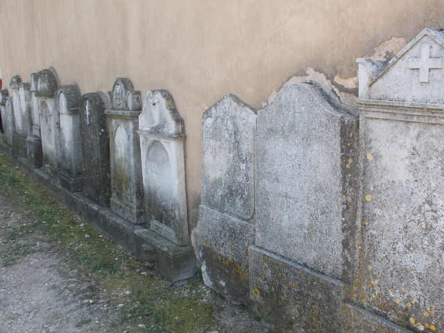 Náhrobky na hřbitově Sv. Martina