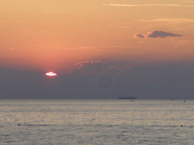 Západ slunce nad mořem