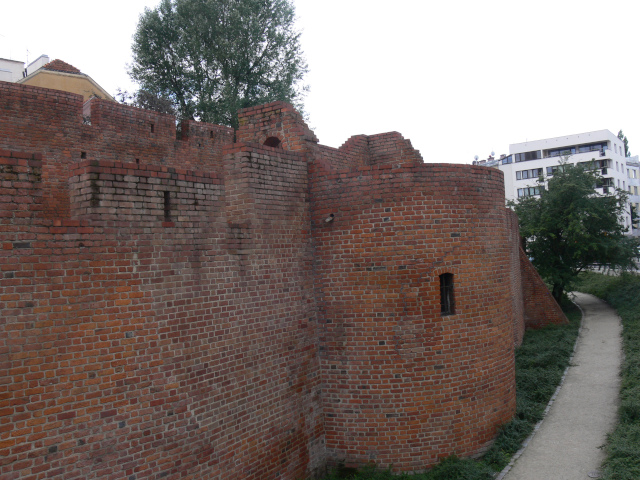 Městské hradby a bašta